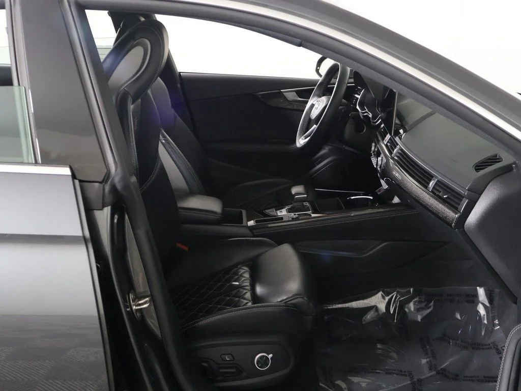 Used 2023 Gray Audi Premium Plus image 28