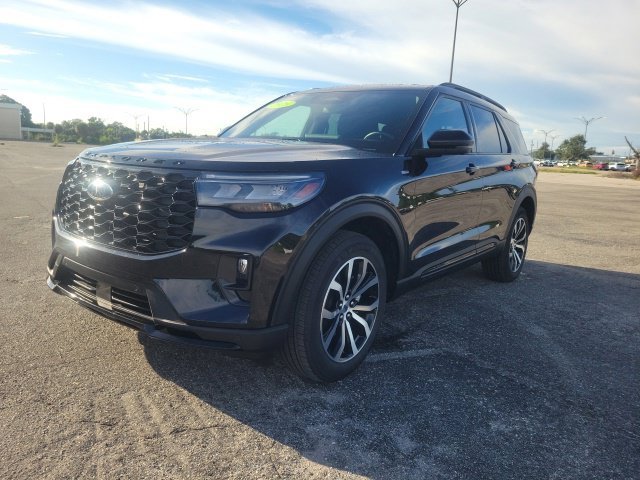 Used 2025 Black Ford ST-Line image 2