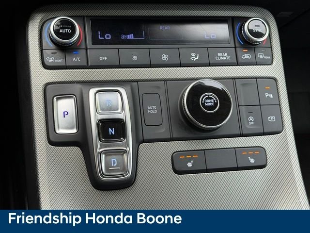 Used 2024 White Hyundai SEL image 27