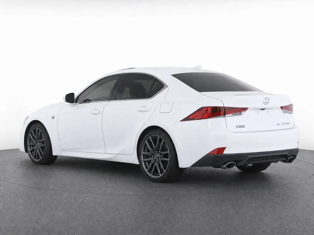 Used 2018 White Lexus IS 300 image 4