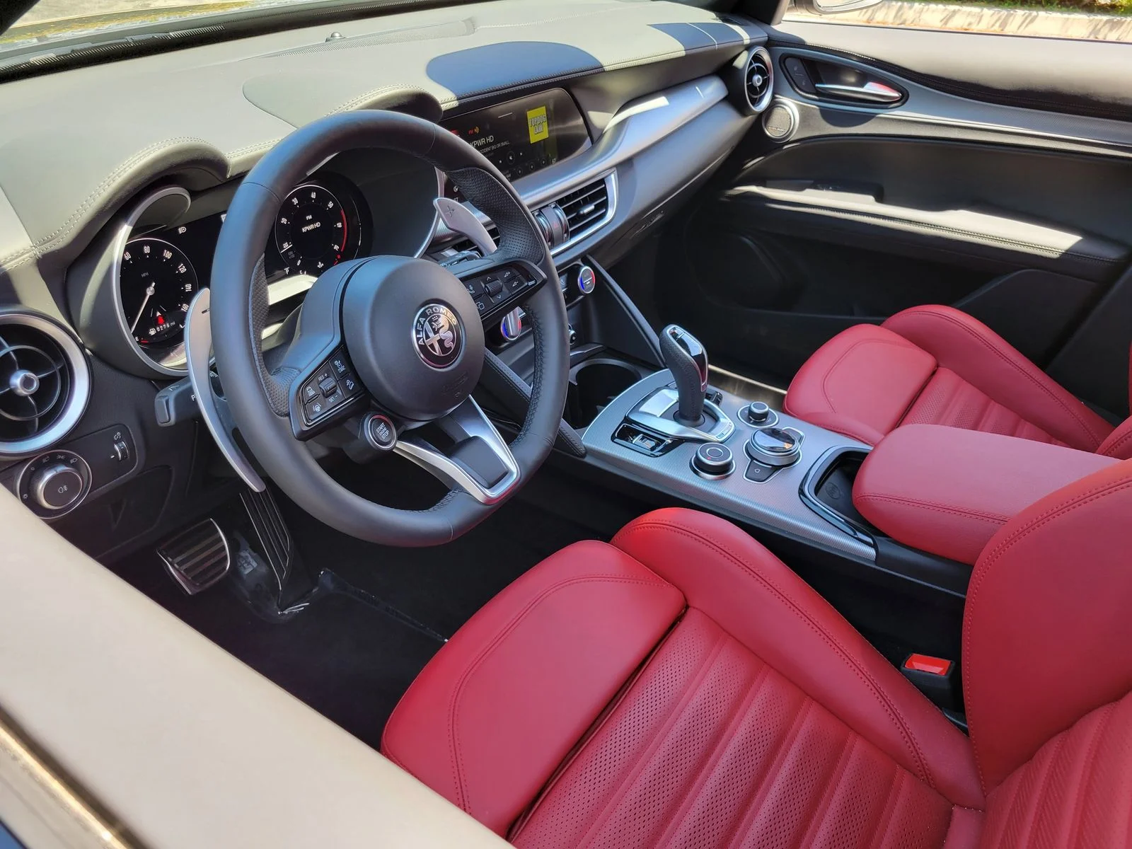 Used 2026 Gray Alfa Romeo VELOCE image 3