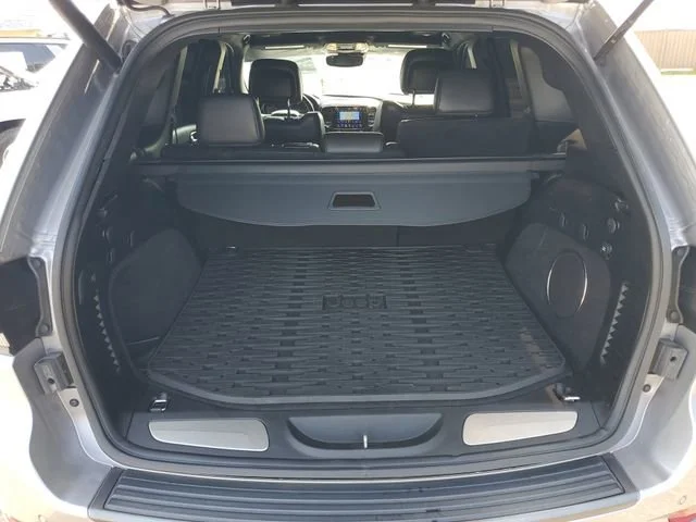 Used 2019 Billet Silver M Jeep High Altitude image 29