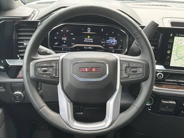 Used 2025 Summit White GMC SLE image 23