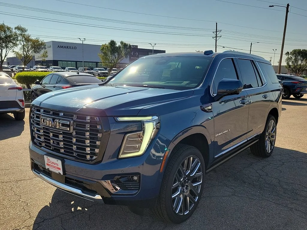 2026 GMC Yukon Denali Ultimate - Photo 4