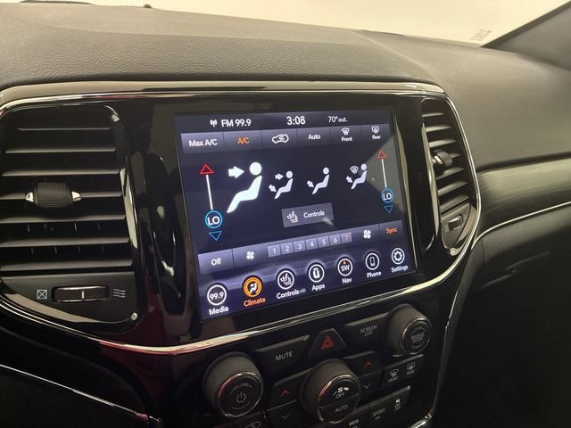 Used 2021 White Jeep 80th Anniversary image 26