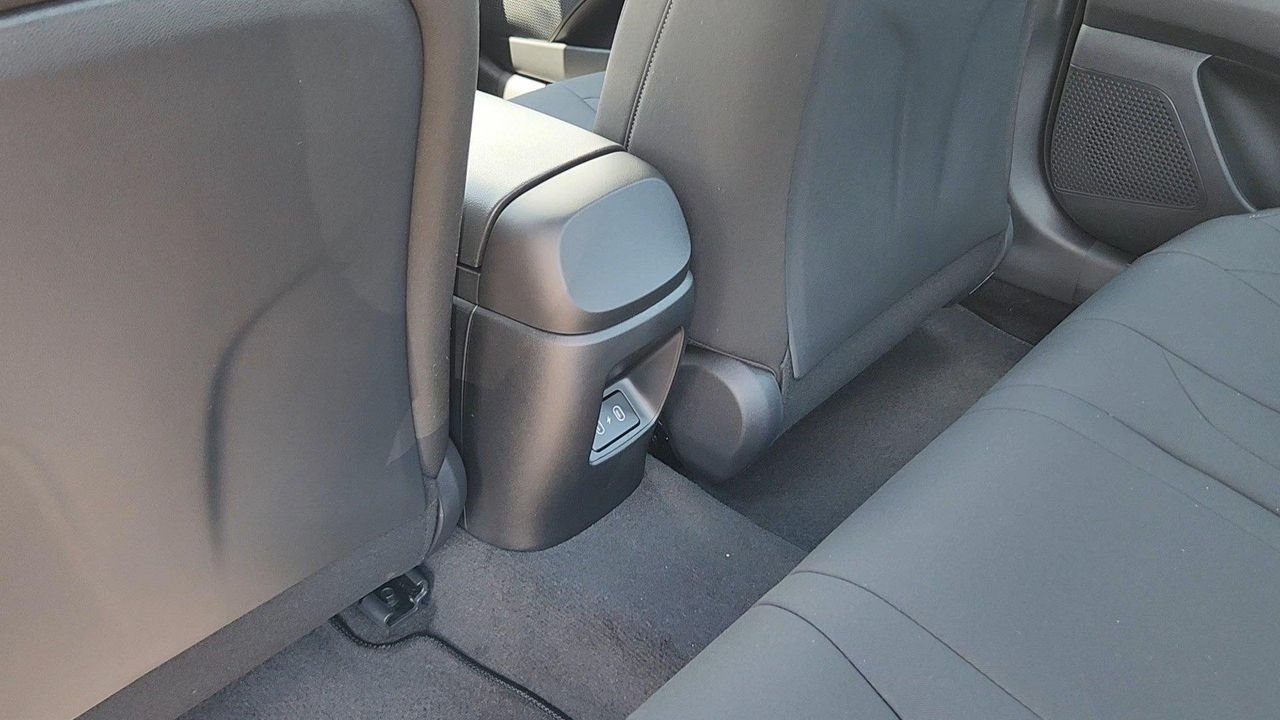 New 2026 Amazon Gray Hyundai SEL Sport image 16