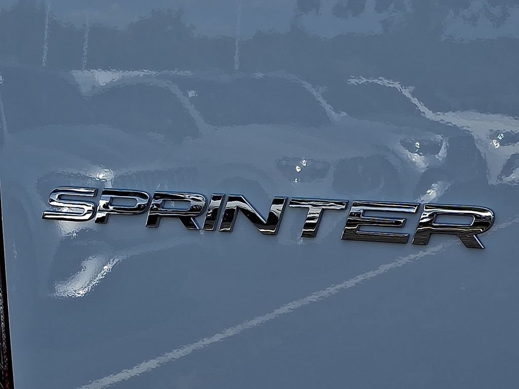 New 2026 Arctic White Mercedes-Benz Cargo 144 WB image 48