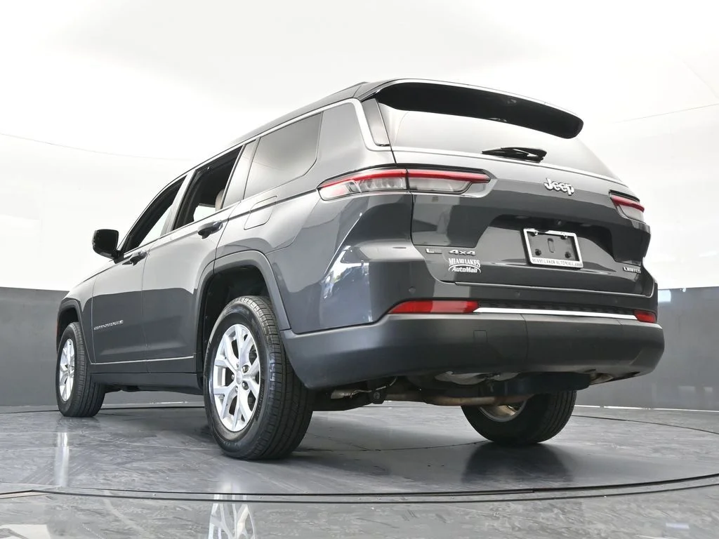 Used 2023 Baltic Gray Metallic Clearcoat Jeep Limited image 66