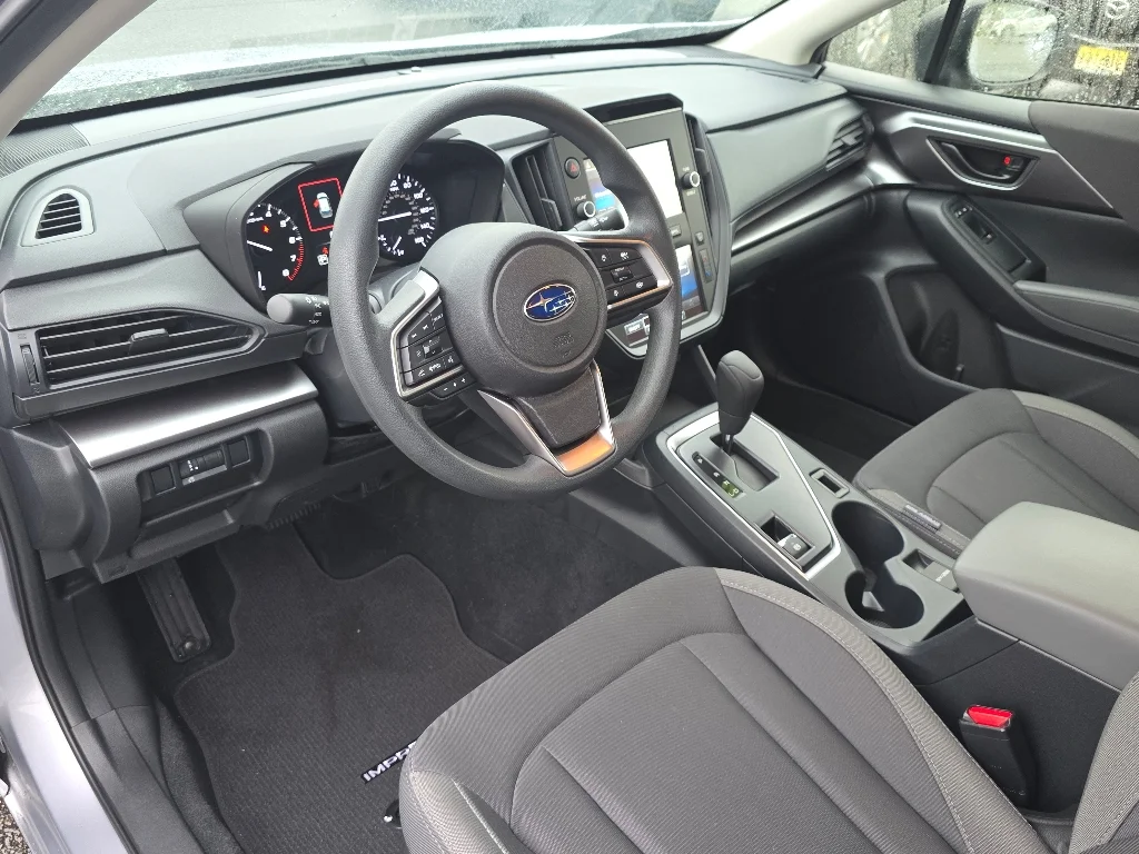 Used 2024 Ice Silver Metallic Subaru  image 31