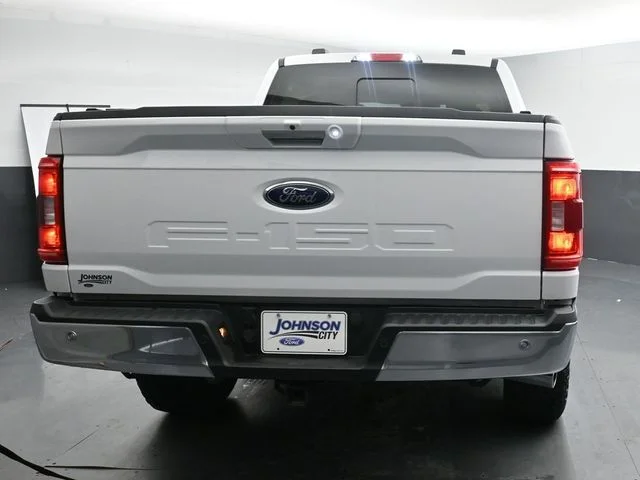 Used 2022 White Ford XLT image 9