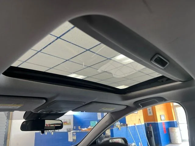 Used 2019  Honda EX image 17