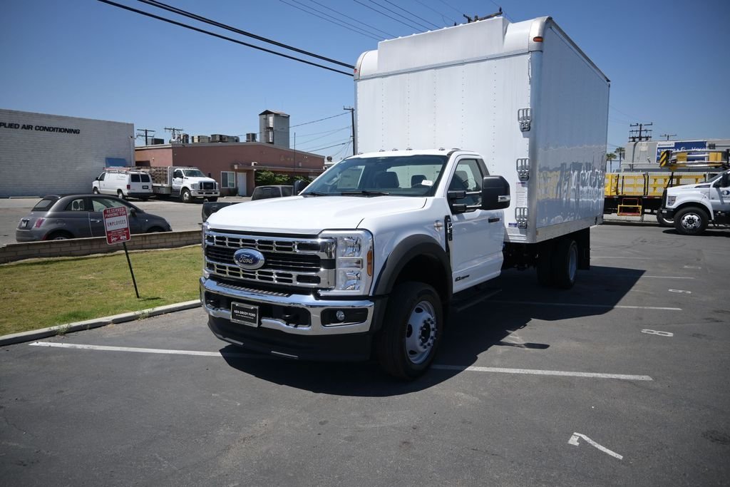 New 2026 Oxford White Ford XL image 15