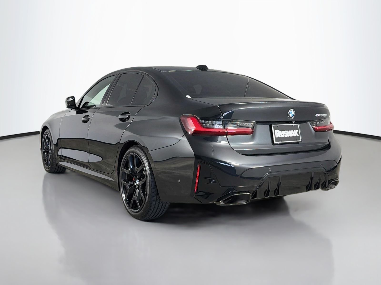 Used 2026 Black Sapphire Metallic BMW M340i image 5