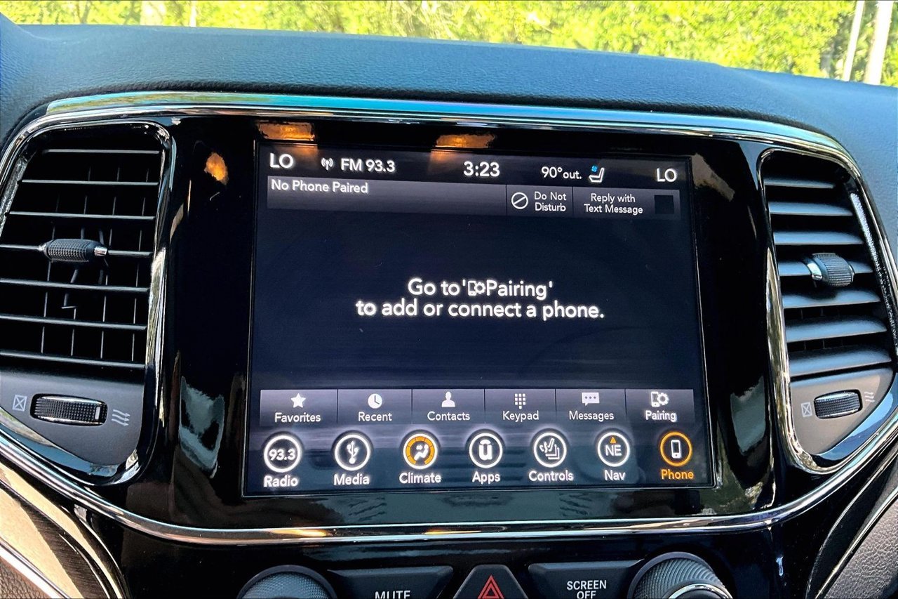 Used 2019 Gray Jeep Trailhawk image 24