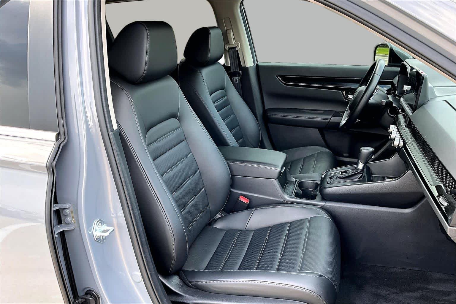 Used 2025 Urban Gray Pearl Honda EX-L image 9