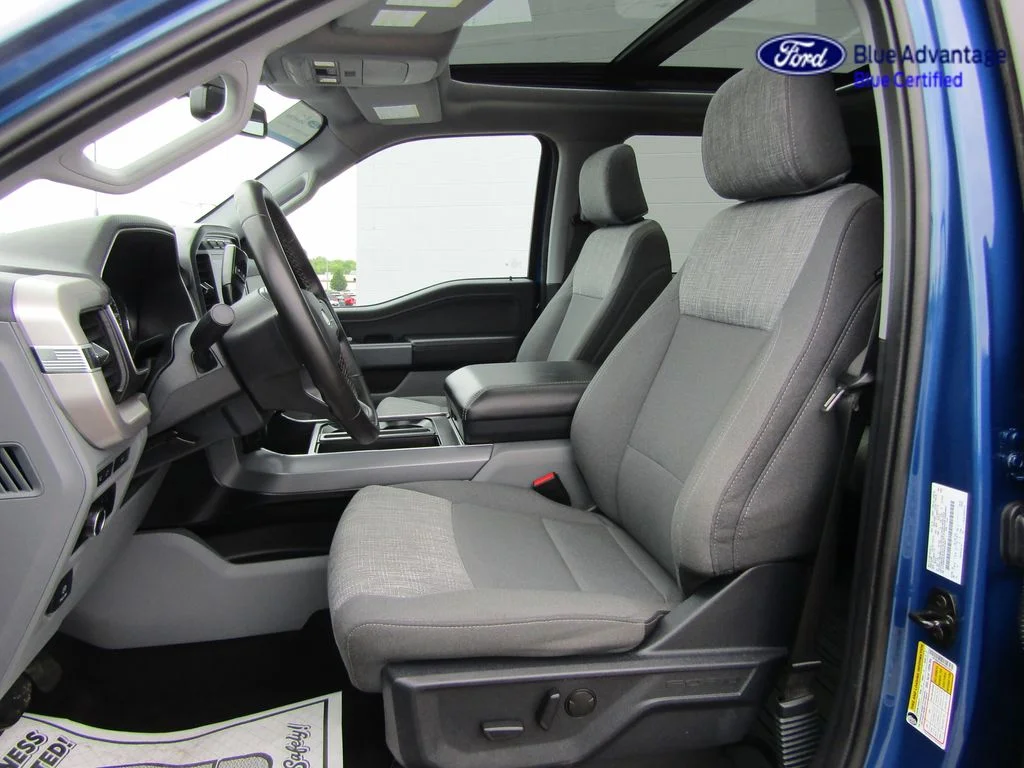 Certified Used 2023 Atlas Blue Metallic Ford XLT image 3