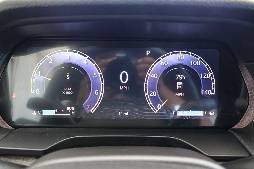 New 2026 Gray Jeep Altitude image 22