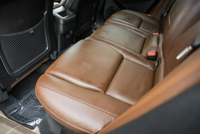 Used 2022 Denim Blue Volvo Momentum image 32