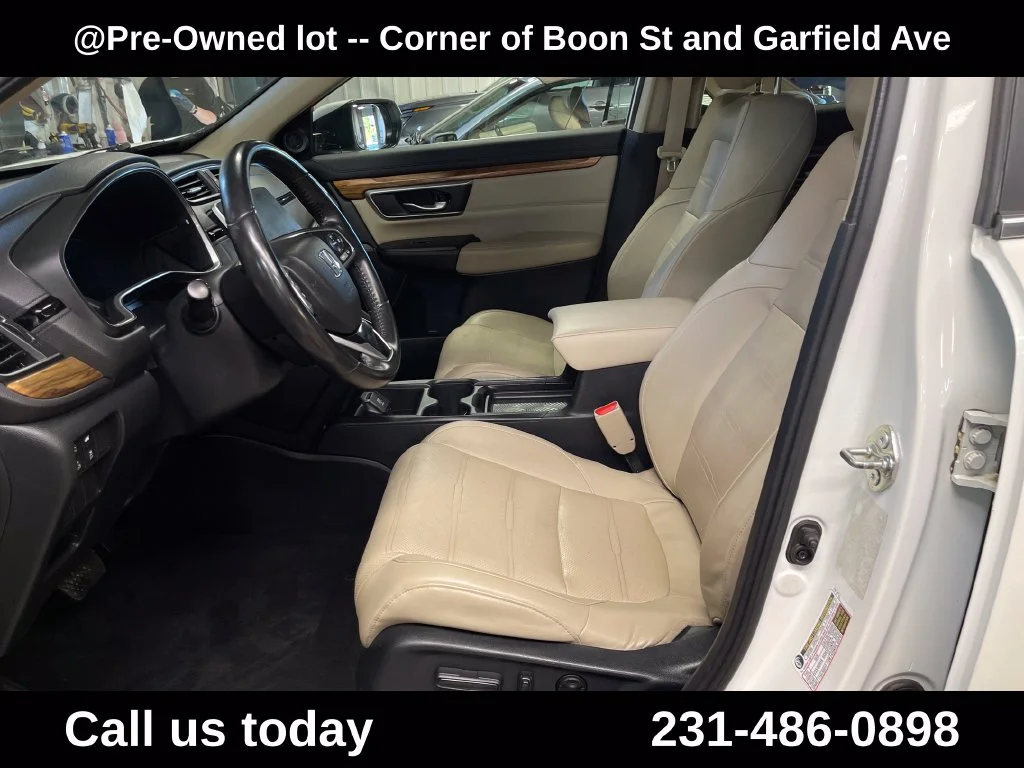 Used 2017  Honda EX-L image 13