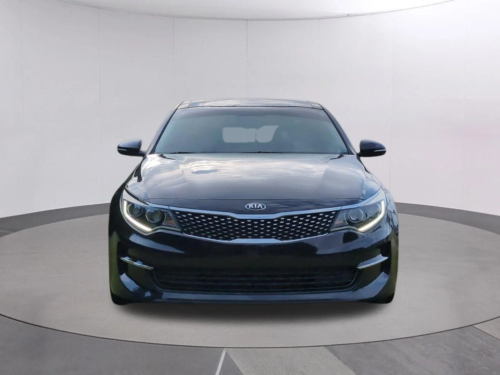 Used 2016 Ebony Black Kia EX image 8