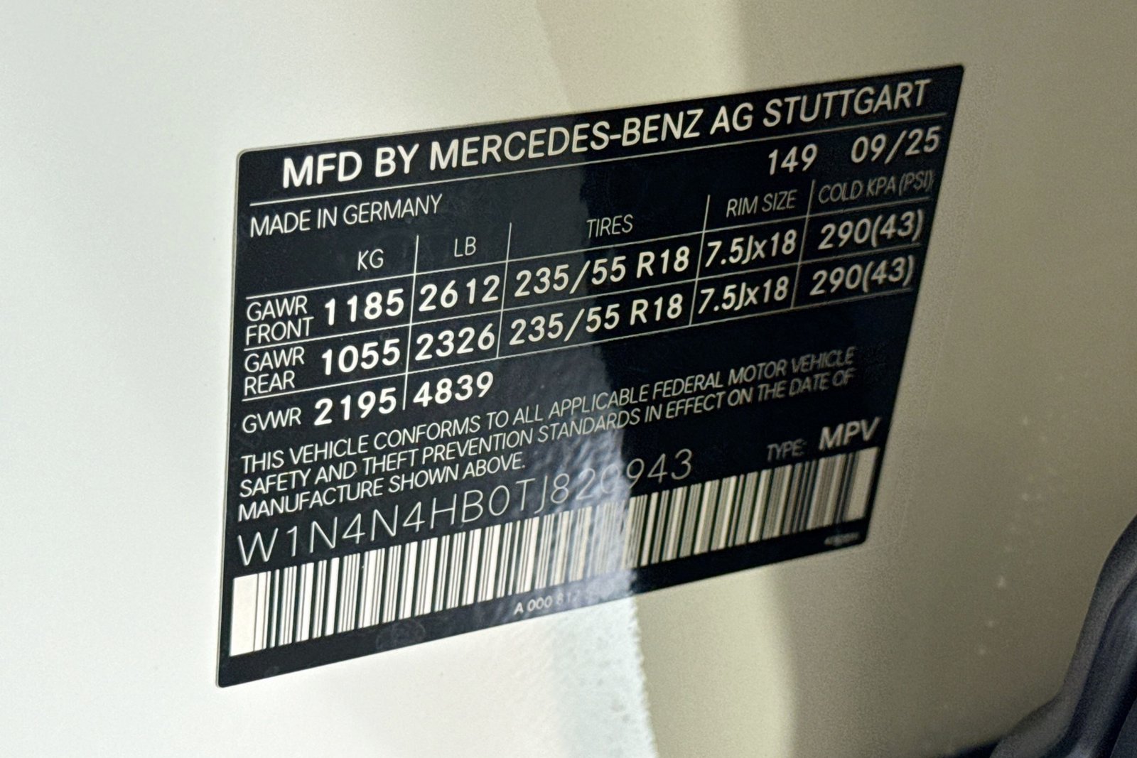 New 2026 Polar White Mercedes-Benz GLA 250 image 29
