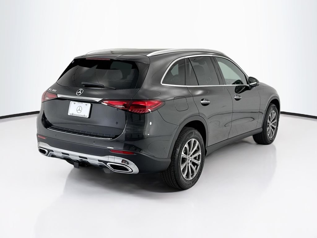 New 2026 Graphite Grey Metallic Mercedes-Benz GLC 300 image 5