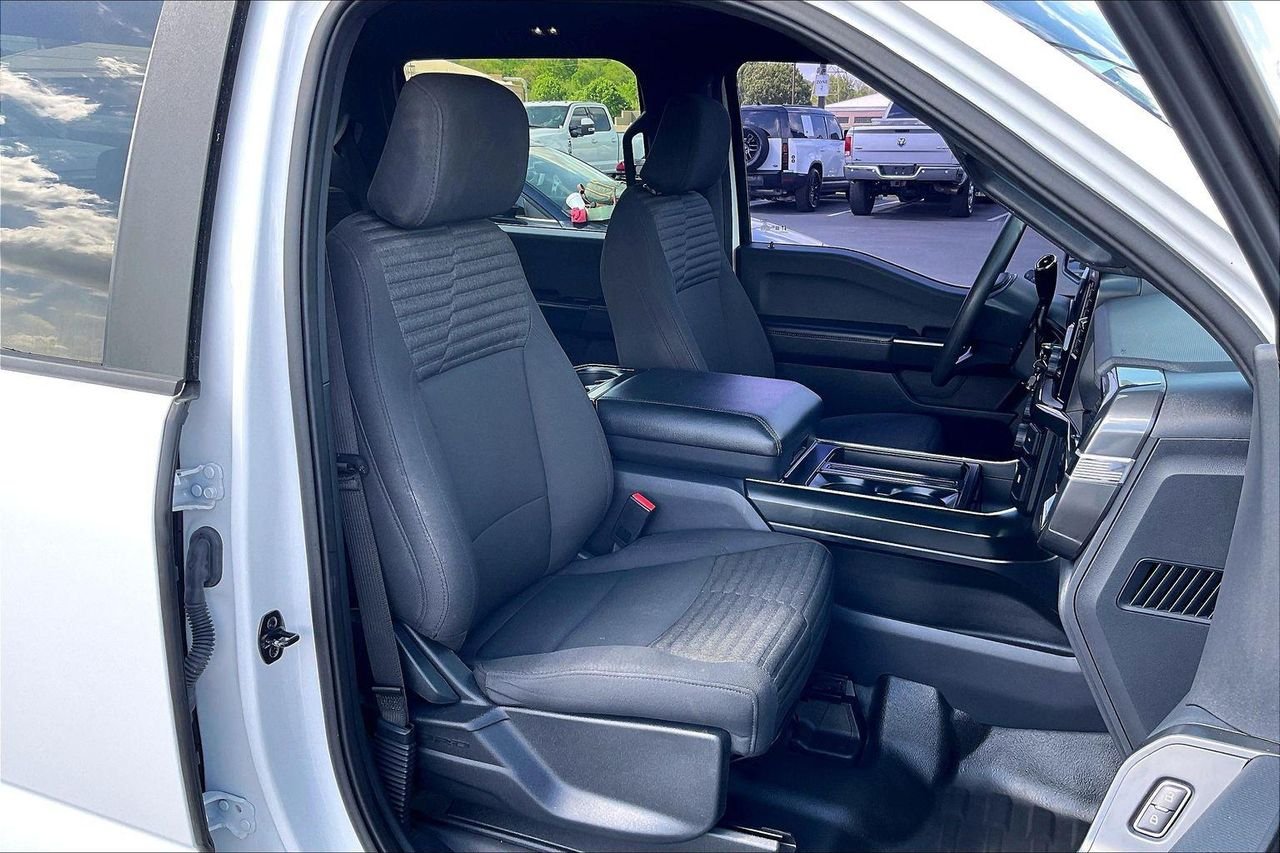 Used 2023 OXFORD WHITE Ford XL image 31