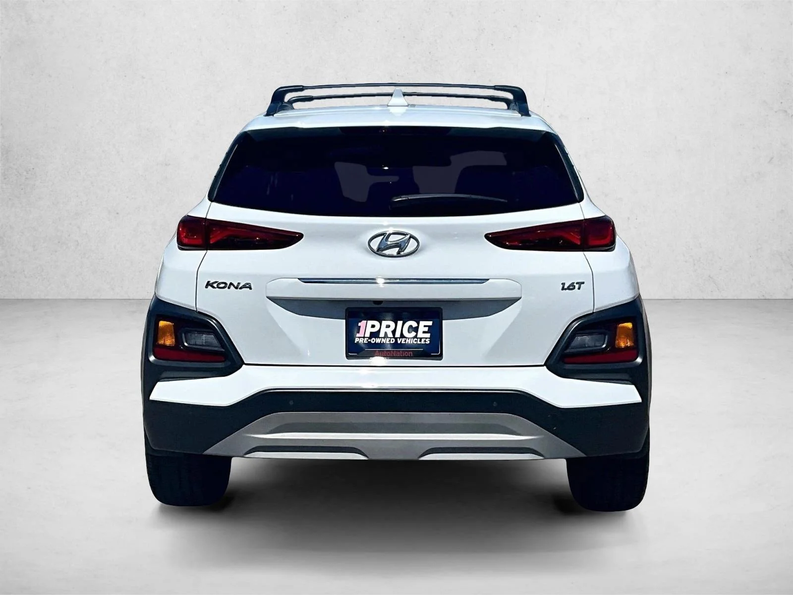 Used 2021 Chalk White Hyundai Ultimate image 4