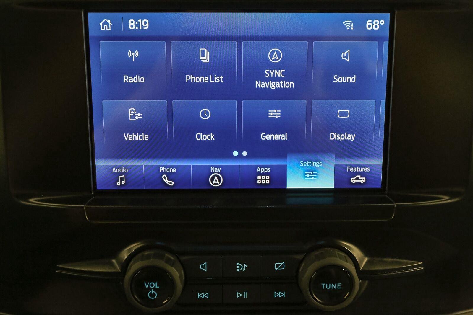 Used 2023 Oxford White Ford XLT image 23