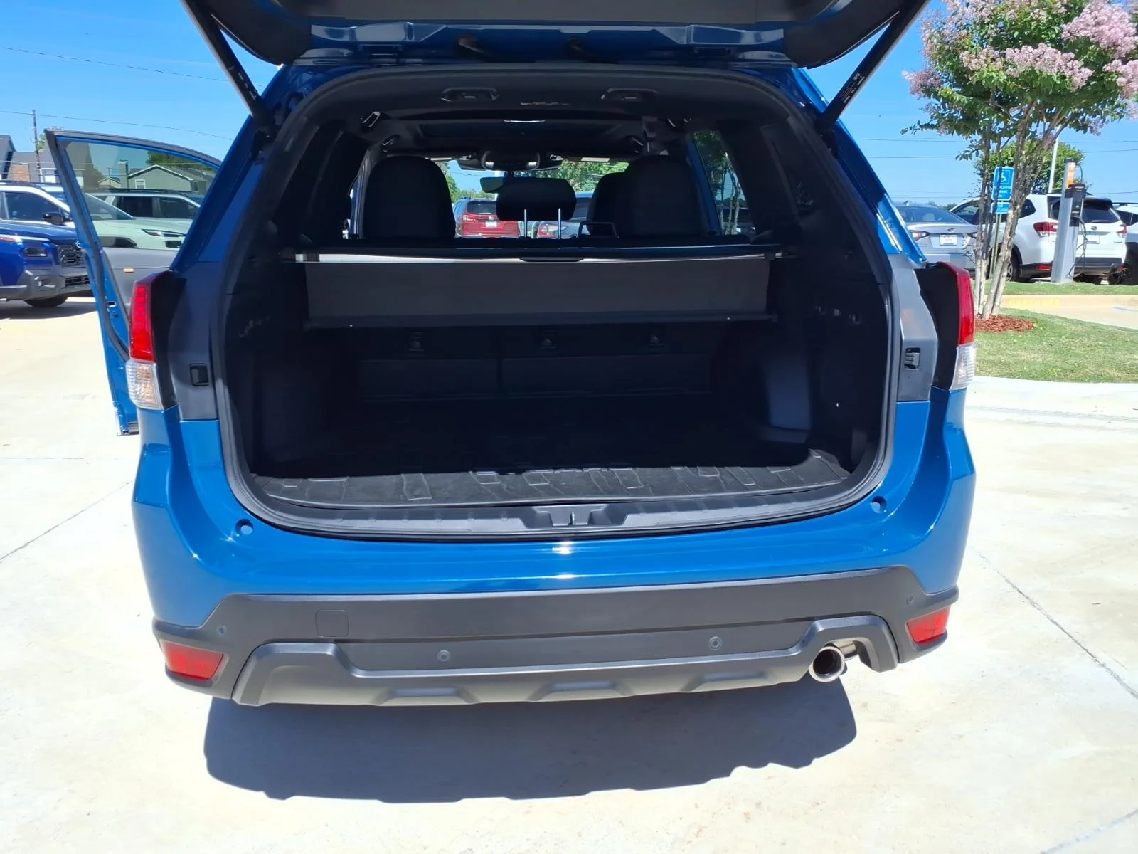 Used 2023 Geyser Blue Pearl Subaru Wilderness image 19