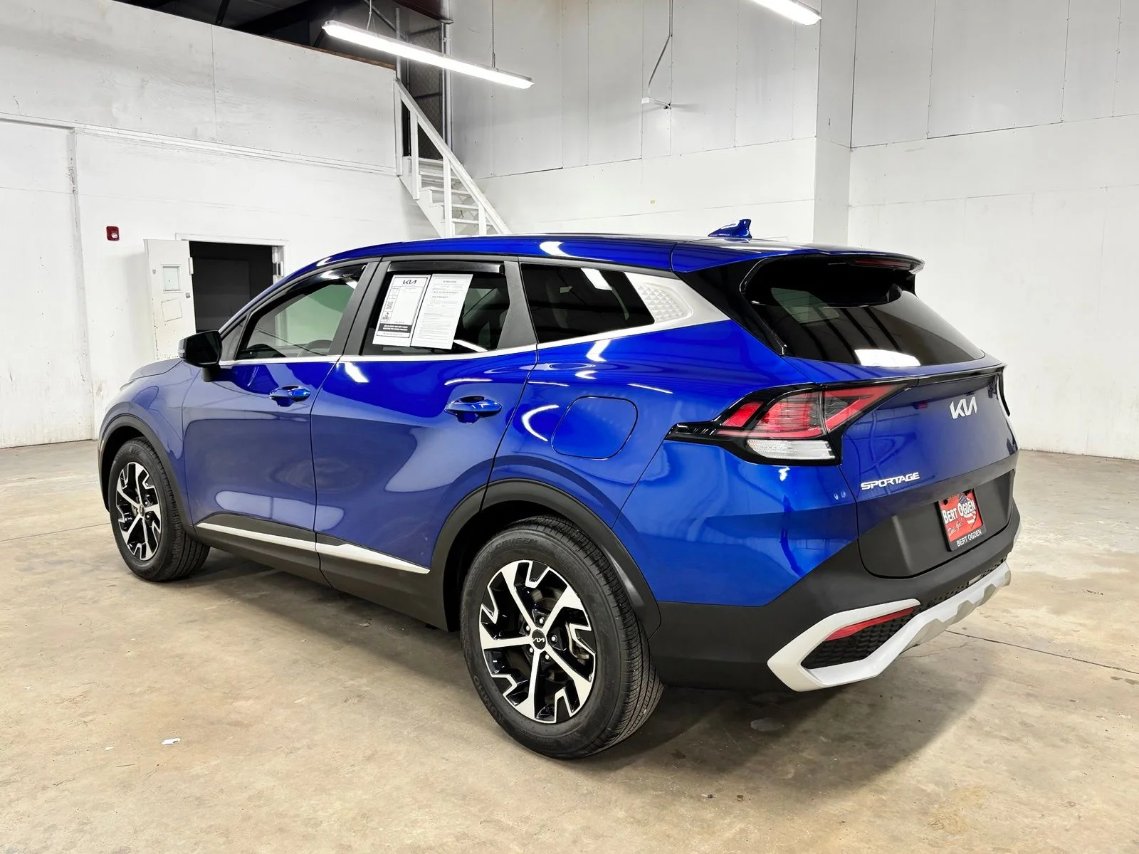 Used 2025 Blue Kia EX image 5