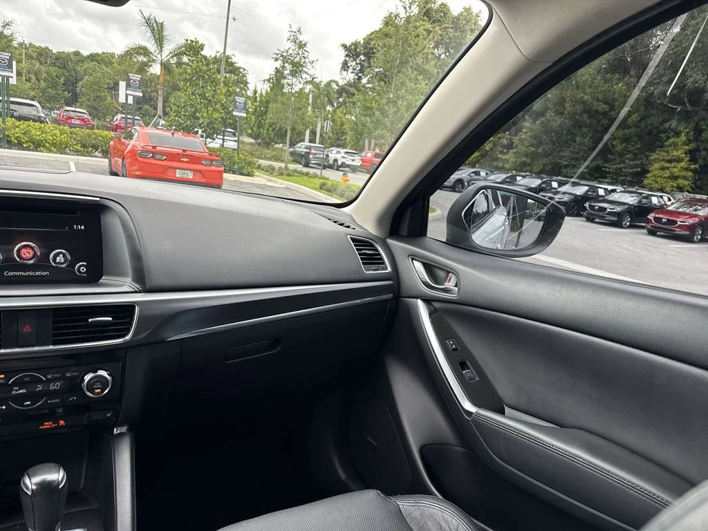 Used 2016 Crystal White Pearl Mica Mazda Grand Touring image 15