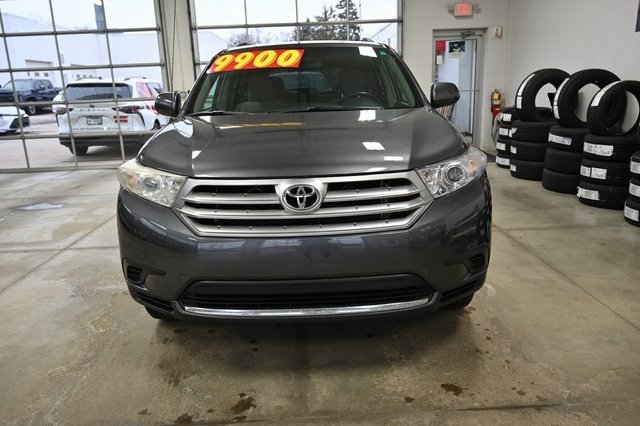 Used 2011 Toyota Highlander Base with VIN 5TDZA3EH5BS013749 for sale in Marion, OH