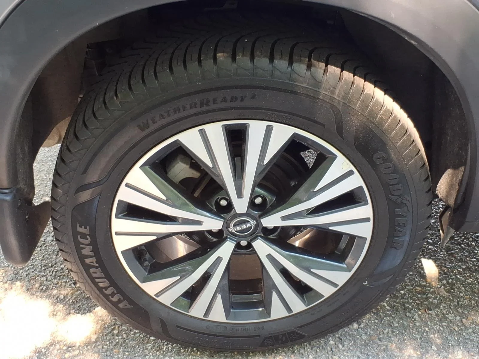 Used 2023 Gun Metallic Nissan SV image 10