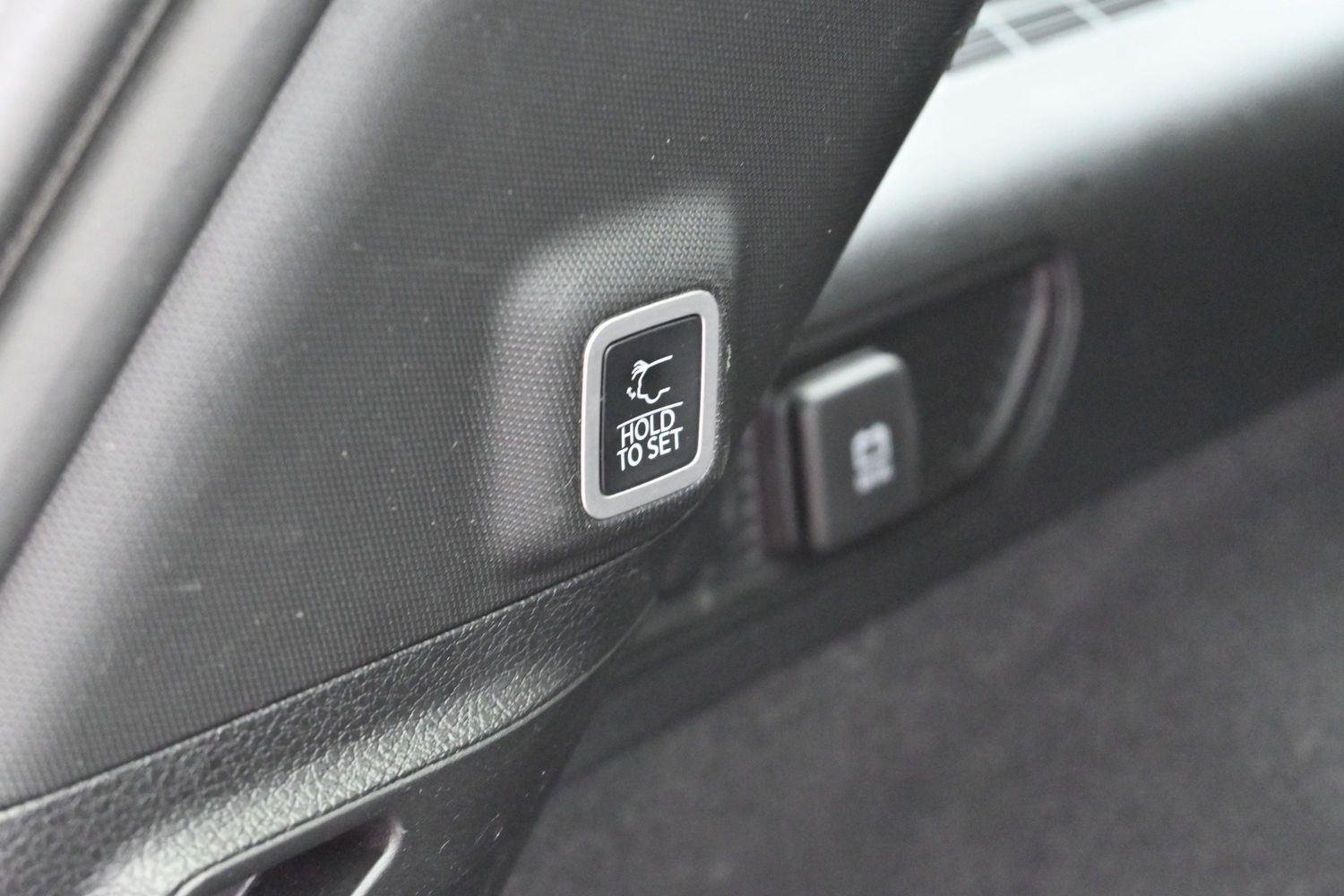 Used 2022 White Jeep Summit image 10