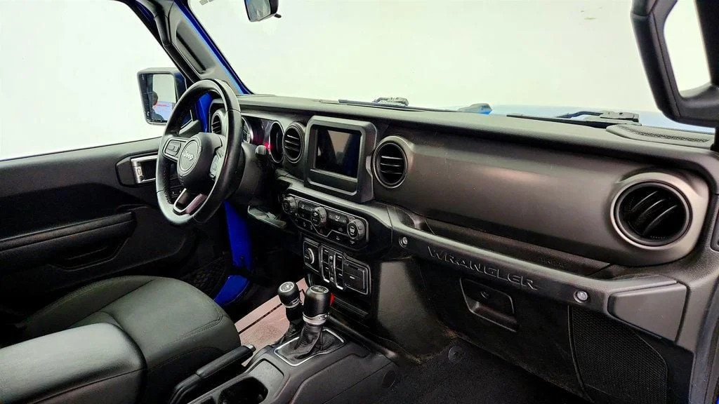 Used 2022 Hydro Blue Pearlcoat Jeep Unlimited Sport S 4x4 image 25