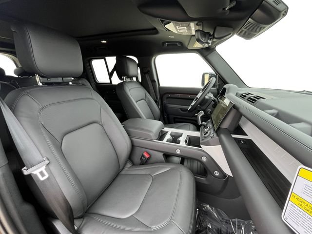 New 2026 Sedona Red Land Rover X-Dynamic SE image 16