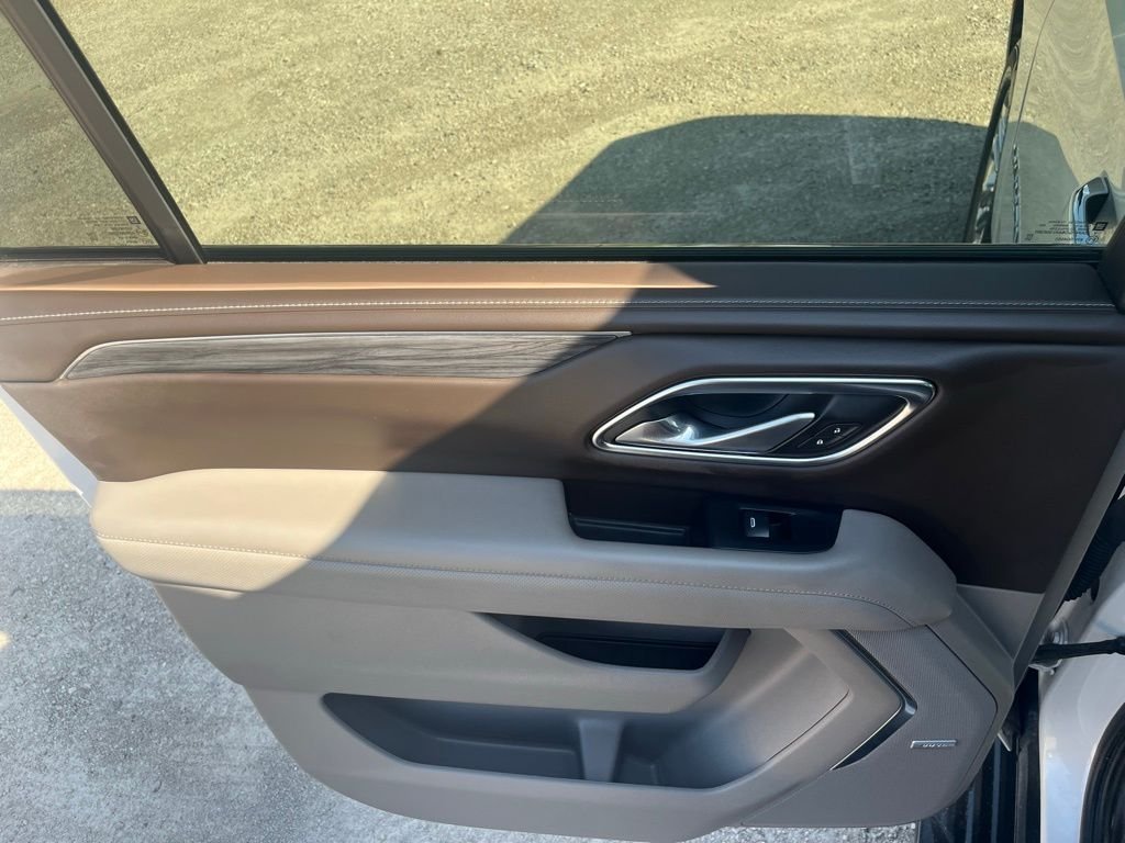 Used 2021 White Frost GMC SLT image 26