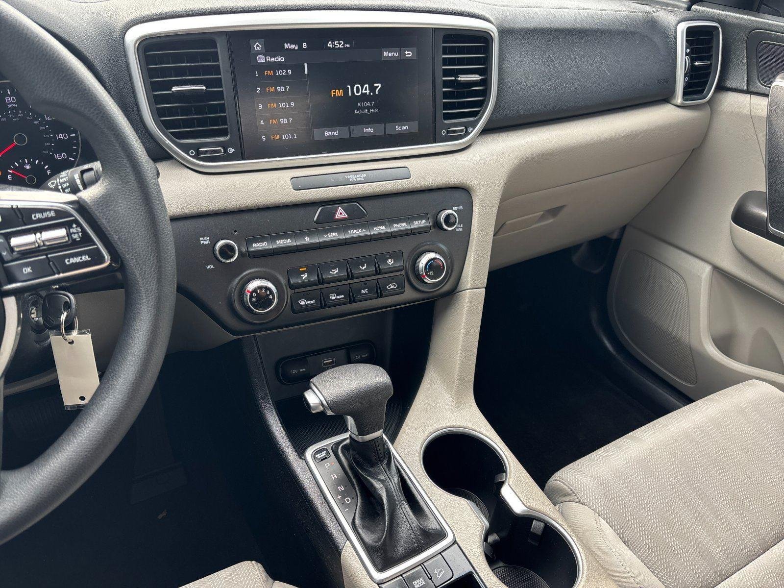 Used 2021 Sparkling Silver Kia LX image 26