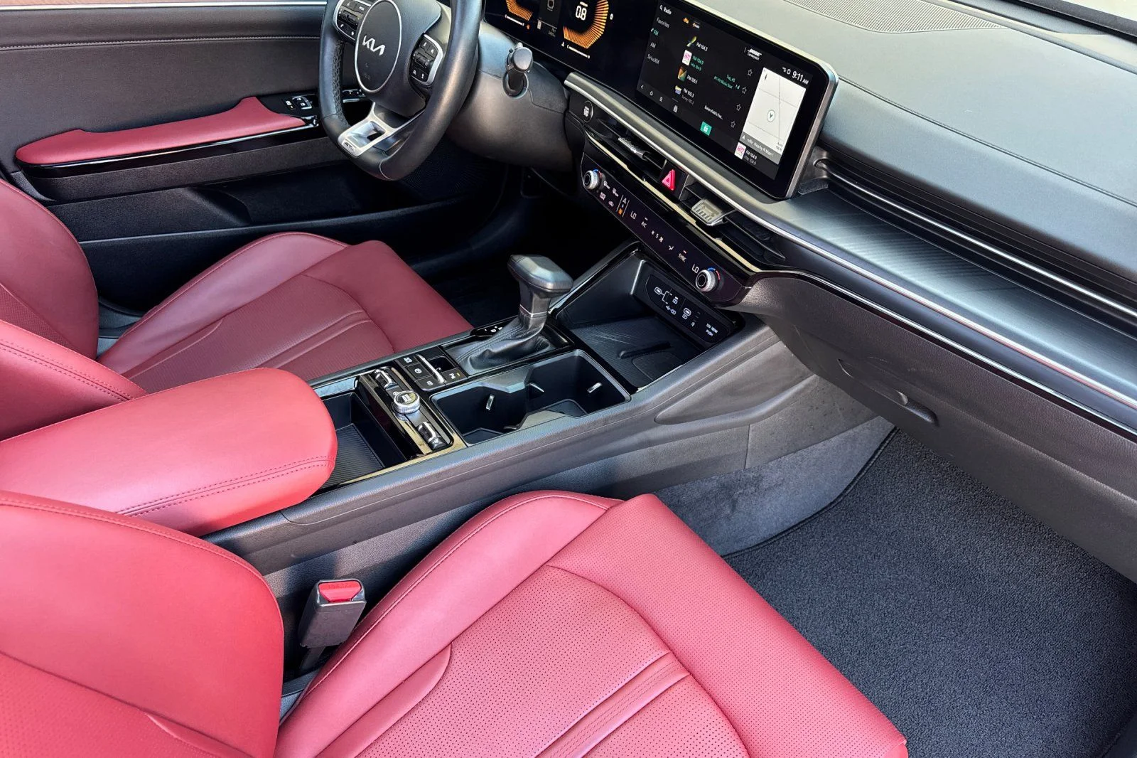 Used 2025 Steel Kia GT-Line image 18