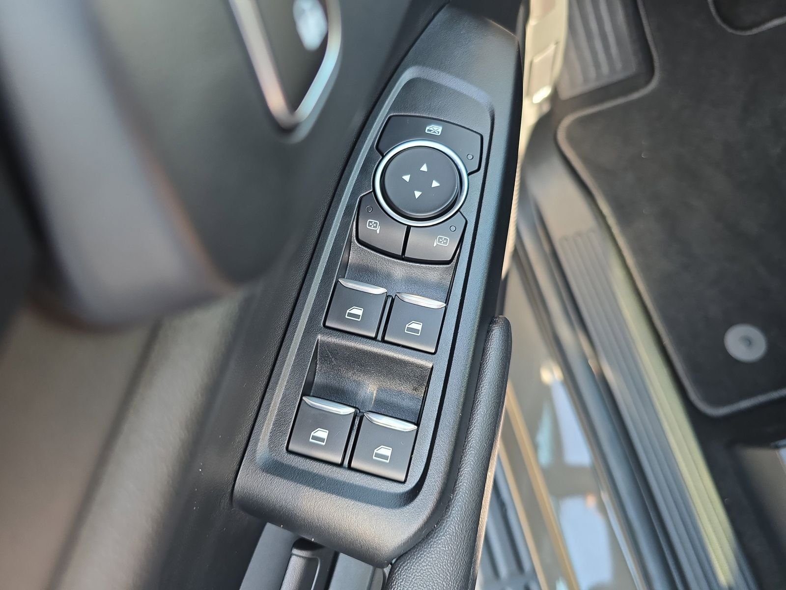 New 2025 Marsh Gray Ford XL image 13