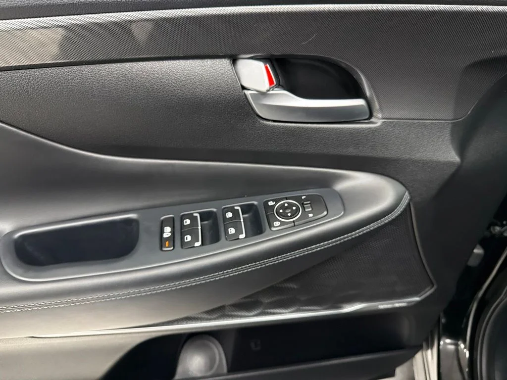 Used 2021 Black Hyundai SEL image 20