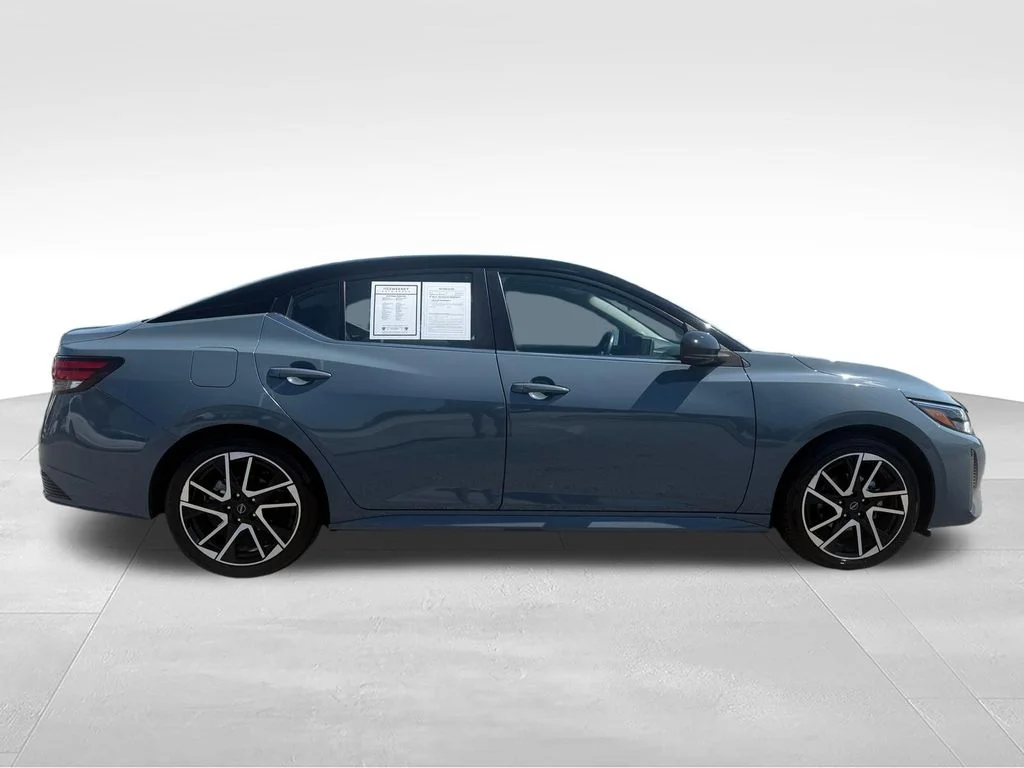Used 2025 Gray Nissan SR image 30