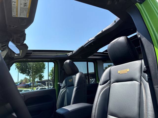 New 2025 Mojito Clear-Coat Exterior Paint Jeep Sport S image 42