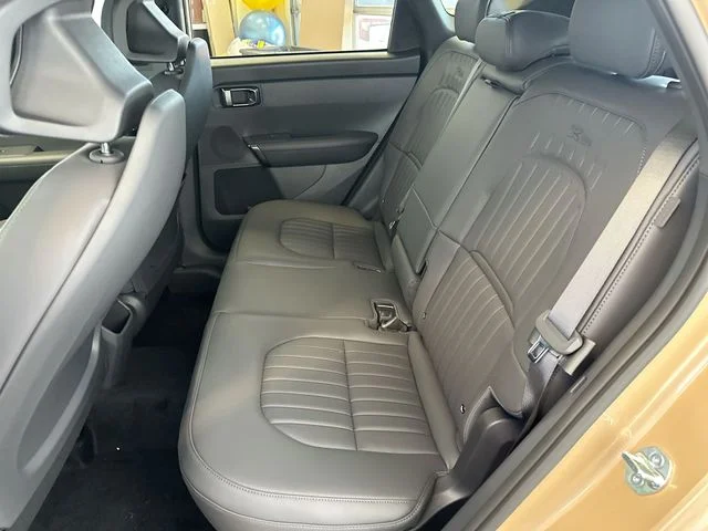 New 2027 Terrain Brown Kia X-Line S image 25