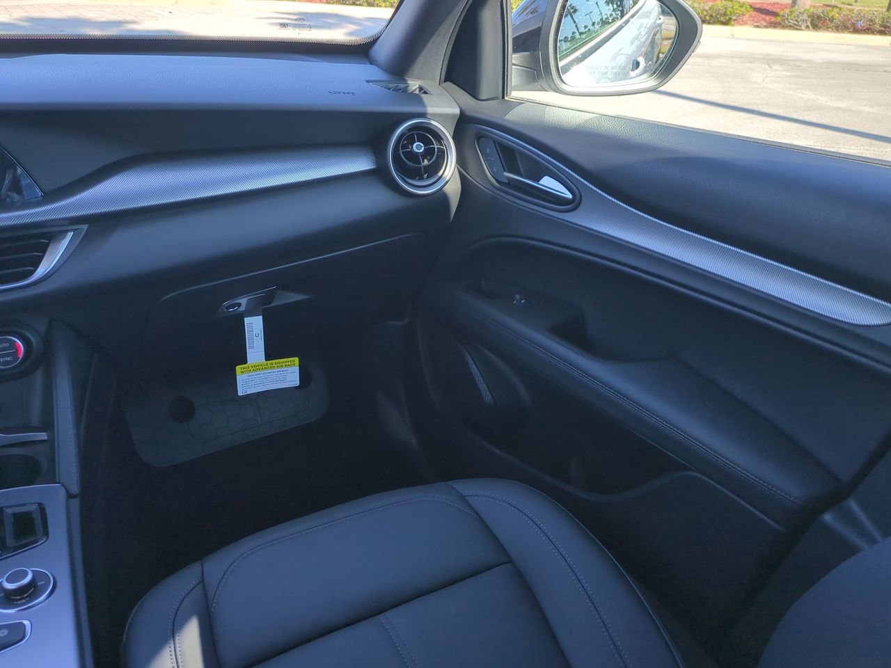 2025 Alfa Romeo Stelvio Base - Photo 16