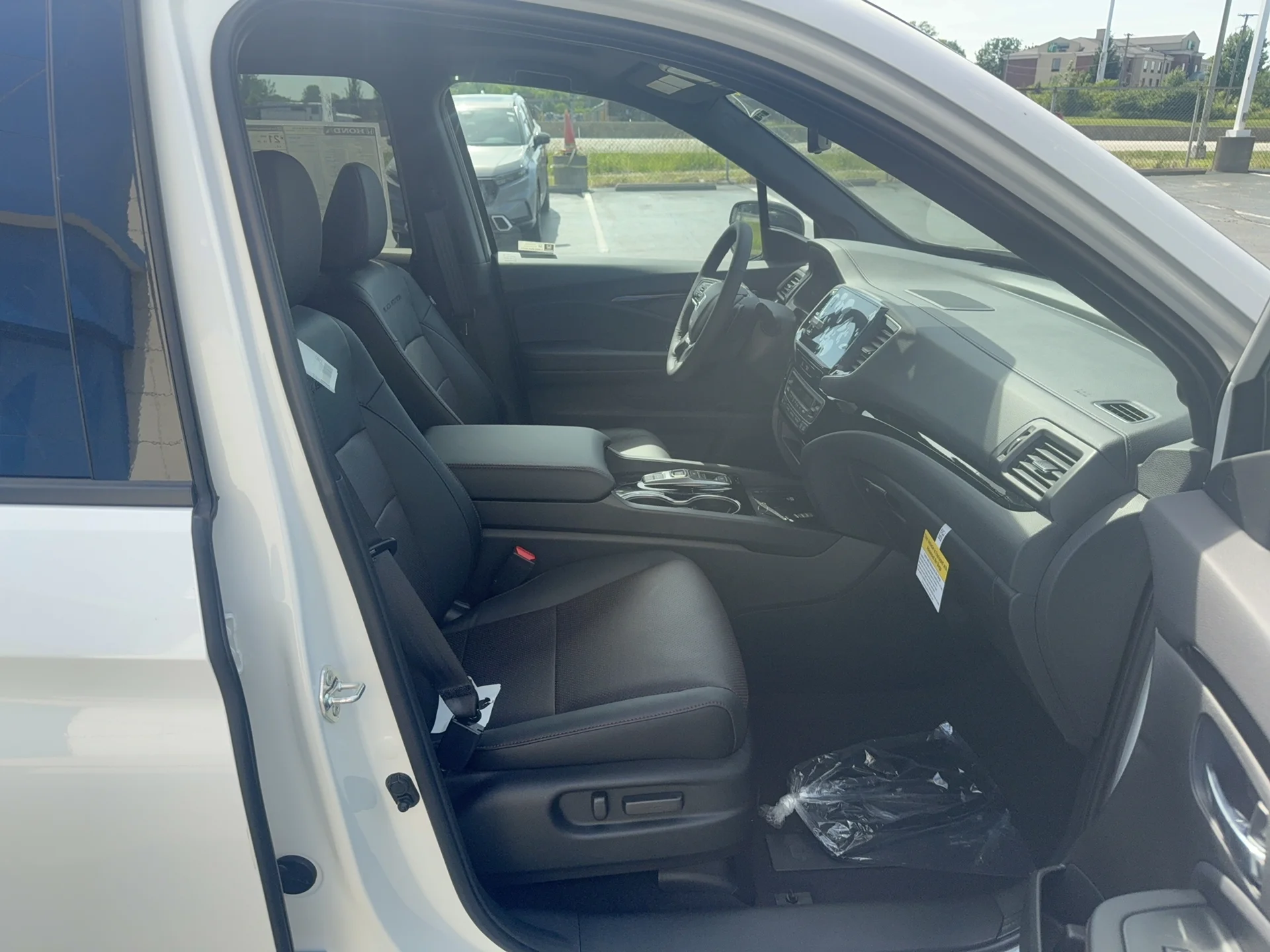 New 2026 Platinum White Pearl Honda Black Edition image 15