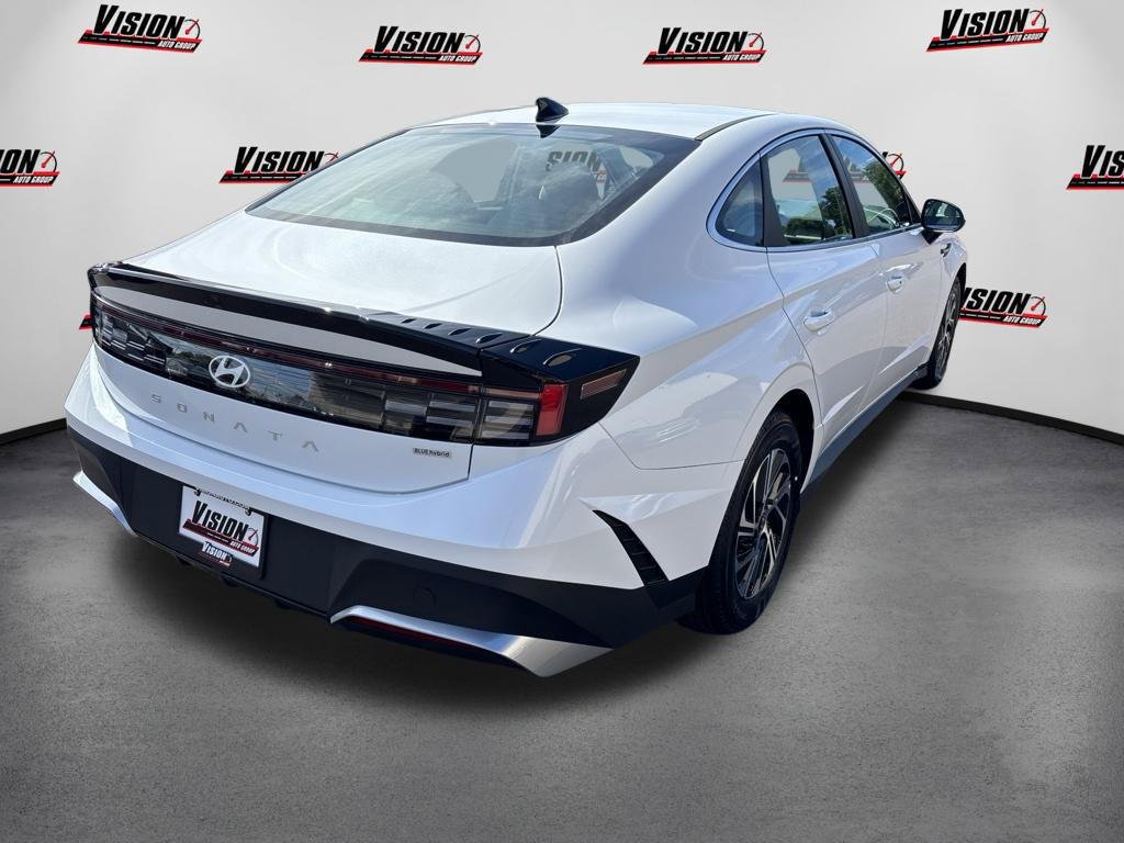 New 2026 White Hyundai Blue image 5
