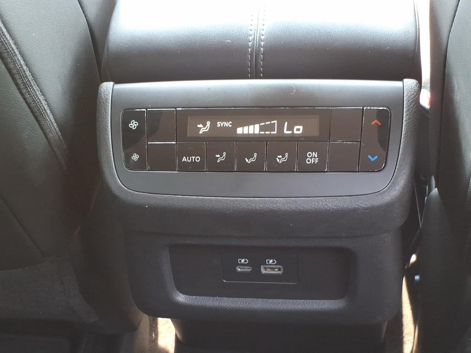 Used 2025 Super Black Nissan SL image 21