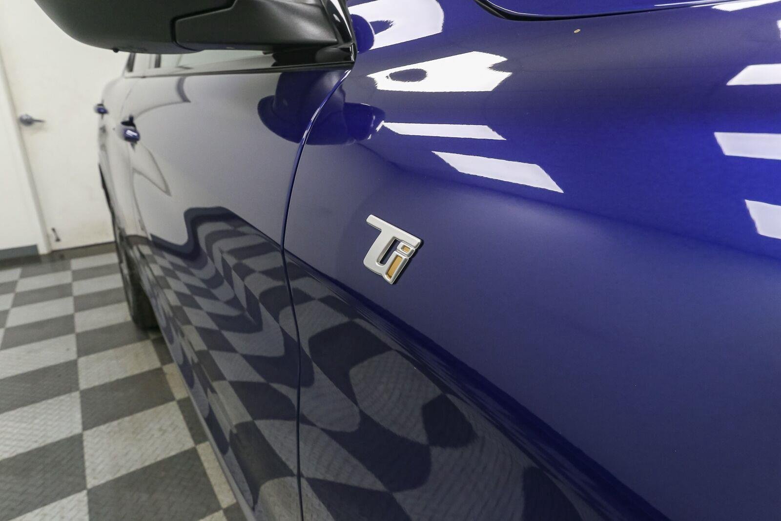 Used 2023 Anodized Blue Metallic Alfa Romeo Ti image 7